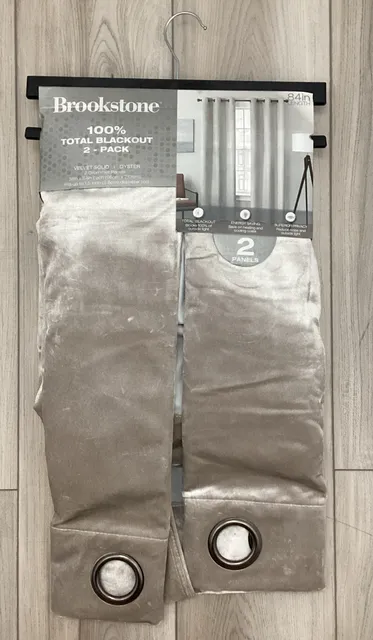 Brookstone 100% Total Blackout 2-Pack Grommet Panels Velvet “Oyster” 38”x84” NWT