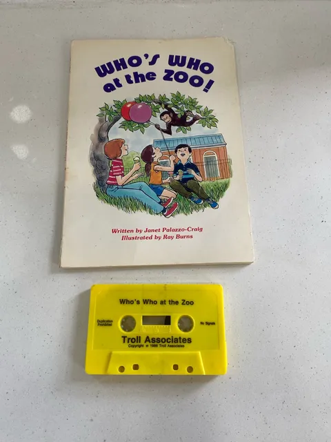 Who's Who at the Zoo Book and Cassette Troll Associates 1986