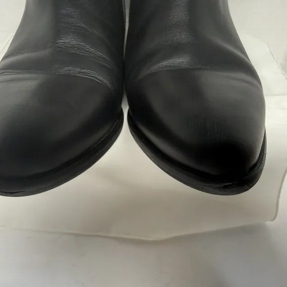 ITALEAU Black Leather Micro-Stud Ankle Boots (EU 39 / US 8.5–9) ITA-1125