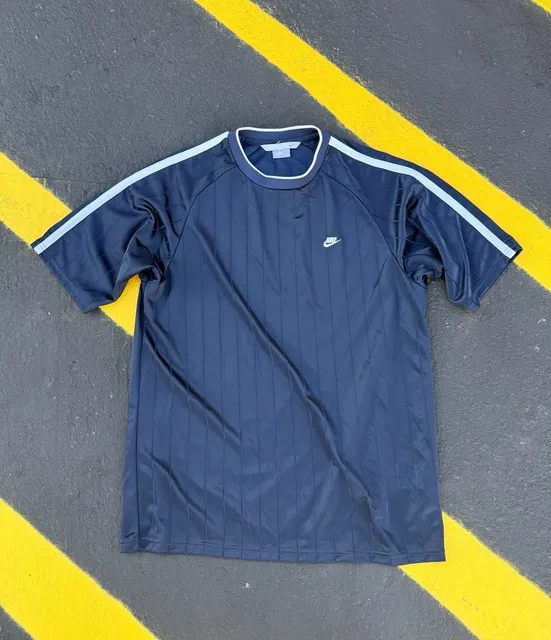Nike Pinstripe Soccer Jersey Size M Navy Blue White Striped Vintage