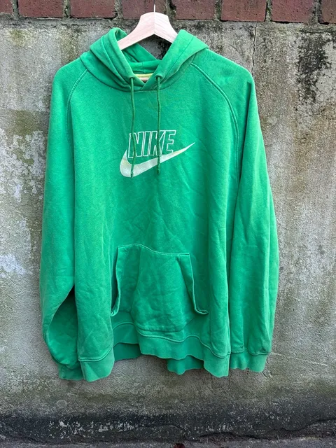 Vintage Nike 2000’s Center Swoosh Pullover Hoodie