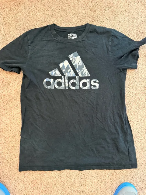 Adidas The Go-To Tee Black Graphic T-Shirt Size XL (18/20)