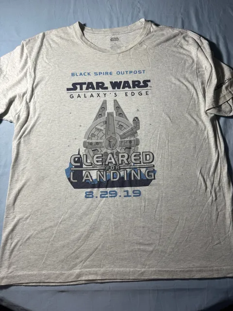 Star Wars Galaxy's Edge Cleared For Landing T-Shirt XL
