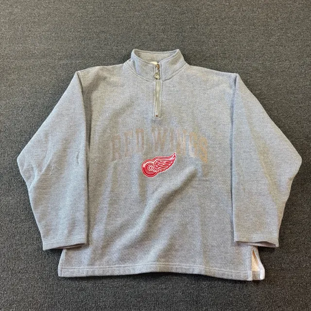 Vintage Detroit Red Wings 1/4 Zip Pullover Sweatshirt Gray
