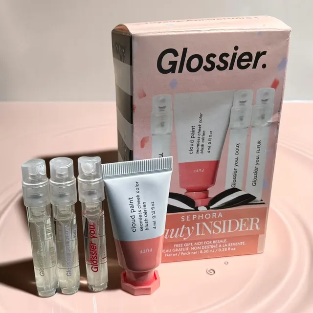 Glossier Beauty Insider Birthday Gift Set Cloud Paint Blush & Fragrances