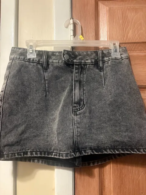 Trendsetting Aesthetic Belted Denim Mini Skirt