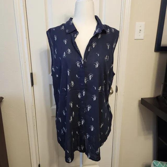 Sailboat Sleeveless Top XL Navy