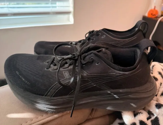 ASICS GEL-Nimbus 27 Size 10.5 Black Running Shoes