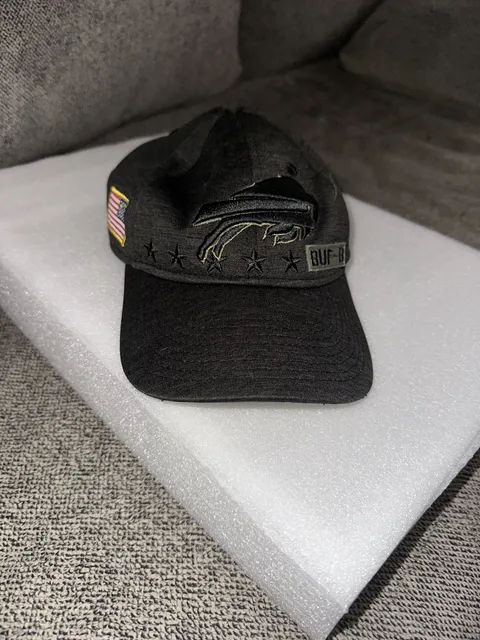 New Era Buffalo Bills 9Twenty Youth Salute to Service Hat