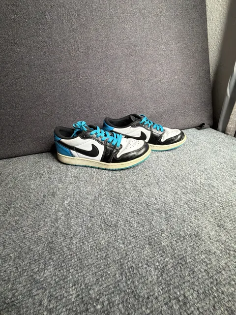 Nike Air Jordan 1 Low Size 7 Black Blue White Sneakers CZ0858-104
