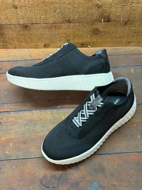 LifeStride Sneakers Black Knit Slip On Shoes size 7.5