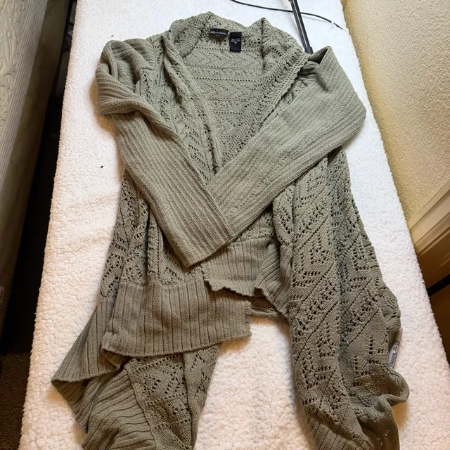 Moda International Cardigan Size XL Green Open Knit Waterfall