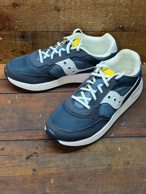 Kids Saucony Kids Eclipse KDZ (Little Kid/Big Kid) size 4.5 