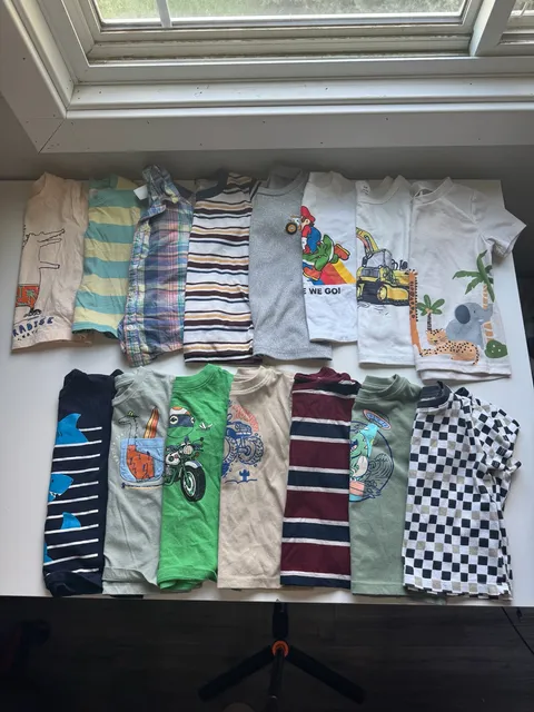 Toddler Bots Lot Of 15 Shirts Size 2T Multi brand