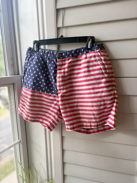 Chubbies Modern 'Mericas American Flag Shorts
Classic Summer Beach