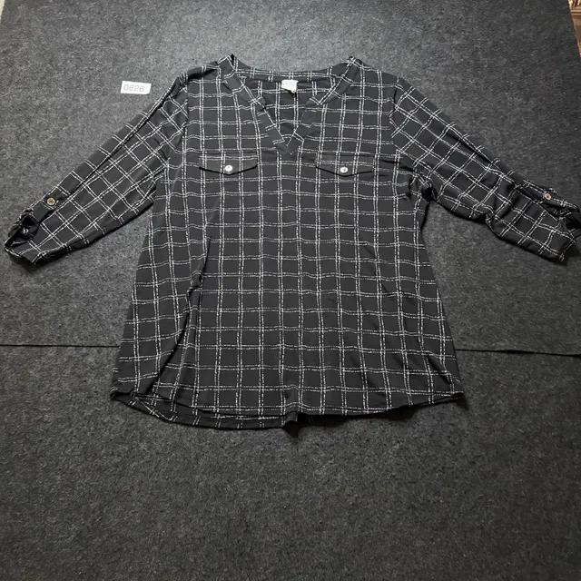 Nair Black White Plaid Blouse Top