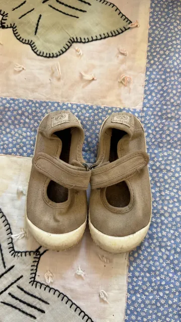Victoria Velcro Mary Jane Sneakers 