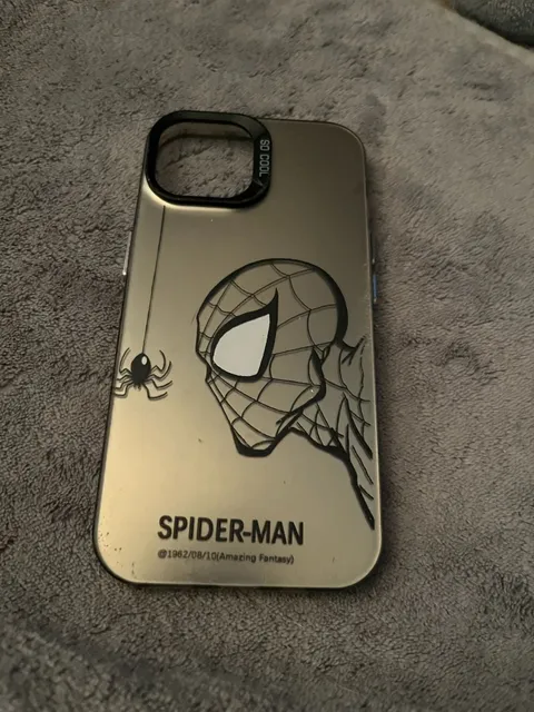 Spider-Man Graphic Phone Case iPhone 15