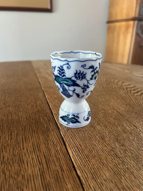 Blue Danube Double Egg Cup Onion Pattern