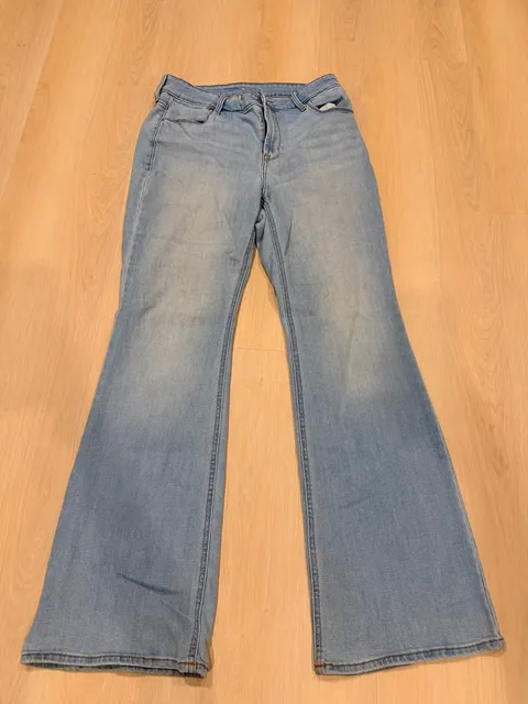 Old Navy Flare Jeans Size 29x29 Light Wash