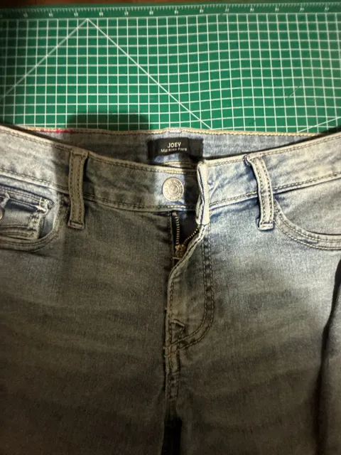 True Religion Joey Mid Rise Flare Jeans Size 27 Light Wash