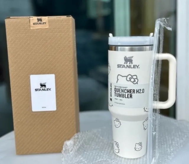 Stanley Quencher H2.0 Tumbler 40oz Hello Kitty White