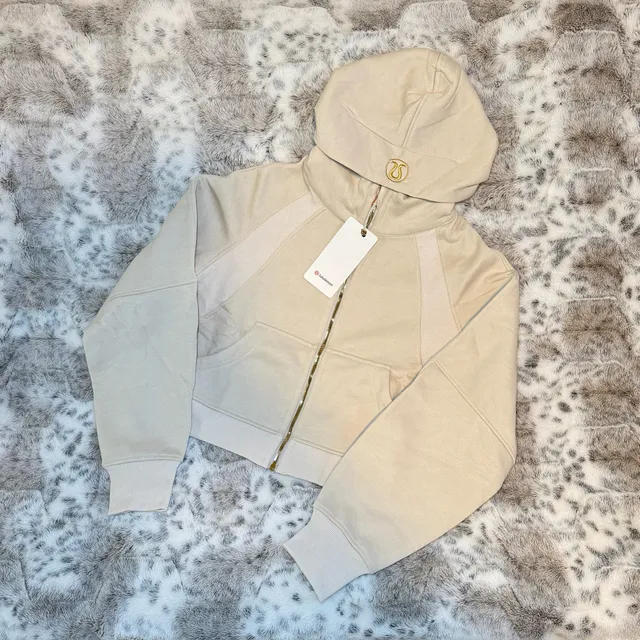 Lululemon Scuba Hoodie Size 8 Beige Gold Hardware New With Tags