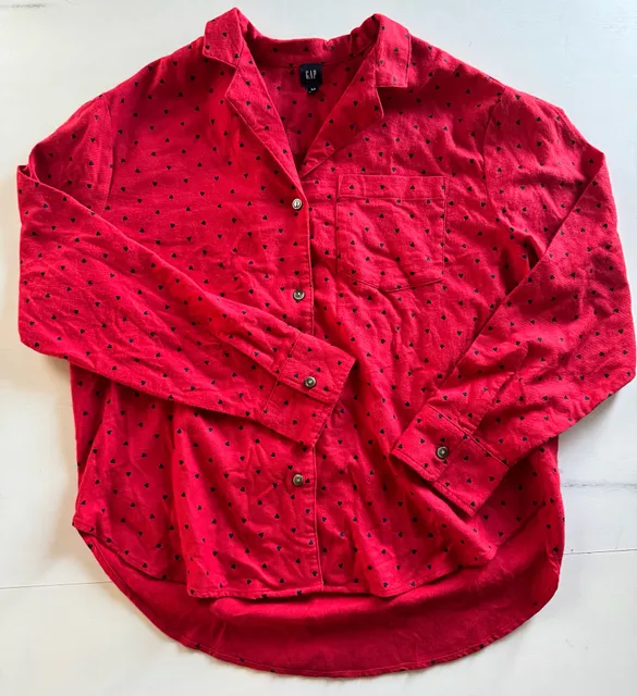 Gap Body Flannel Button Up Shirt Size M Heart Print NWT