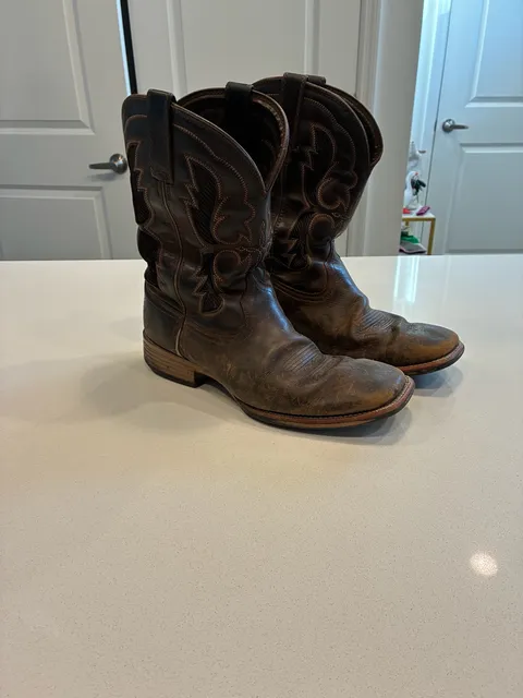 Ariat Cowboy Boots Size 12D Brown Leather Square Toe Western