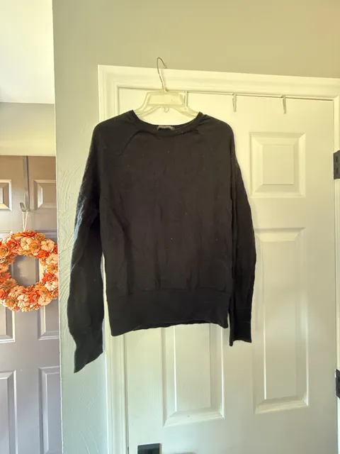 Banana Republic Merino Wool Sweater Size L Black Crewneck Pullover