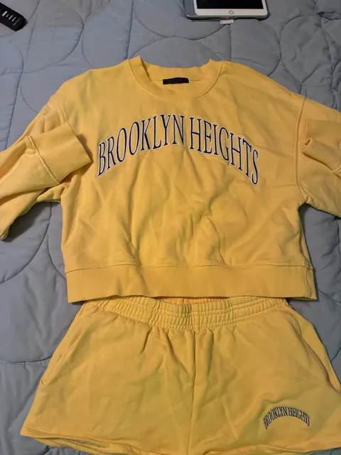 Zara Brooklyn Heights Sweatshirt And Shorts Set Size L/M Yellow NWOT A815