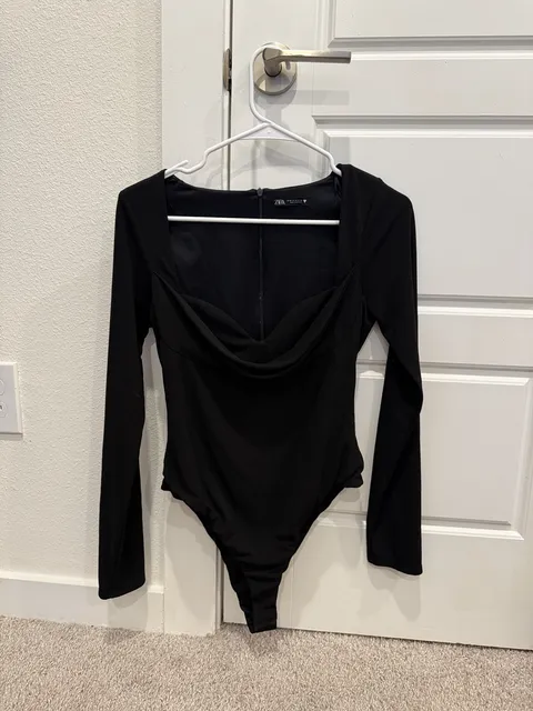 Zara Long Sleeve Bodysuit Size M Black Cowl Neck