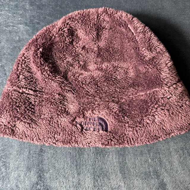 The North Face Fuzzy Fleece Beanie Purple Winter Hat
