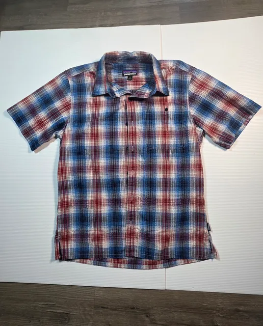 Patagonia Plaid Short Sleeve Shirt Size M Red Blue Button Down