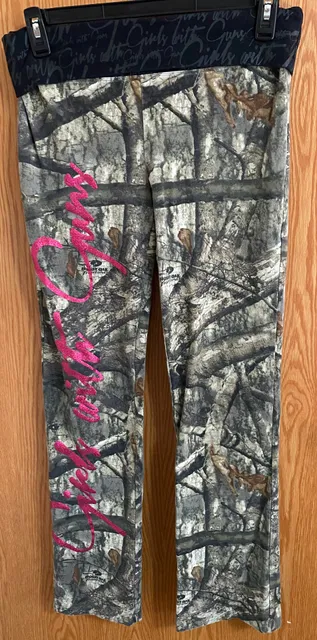Girls with Guns Mossy Oak Flare Pants Size L Camo Rhinestone