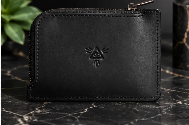 Origami Owl “One World Undivided” Leather Zipper Wallet Black
