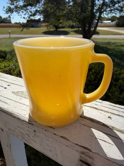 Anchor Hocking Fire King Yellow Milk Glass Coffee Mug