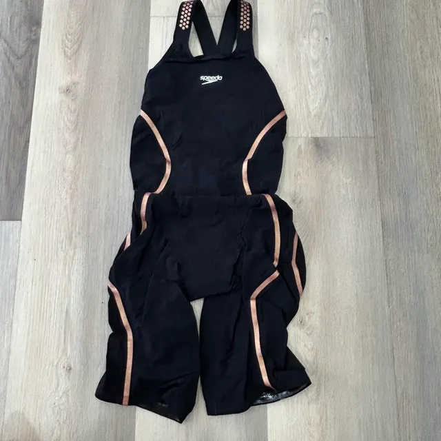 Speedo LZR Racer X Kneeskin Size 23 Black Rose Gold Swimsuit