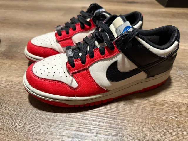 Nike Dunk Low EMB 75th Anniversary Chicago Size 6.5Y