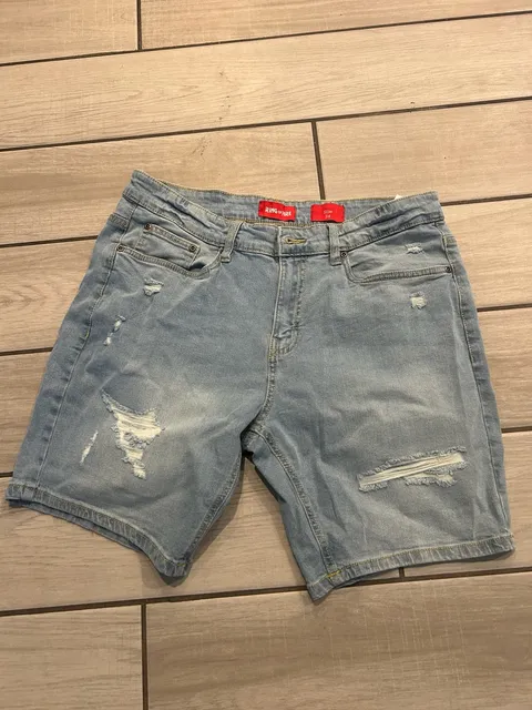 Ring of Fire Distressed Slim Denim Shorts Size 34