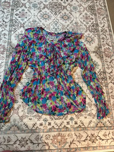 Bonjour Blouse size M