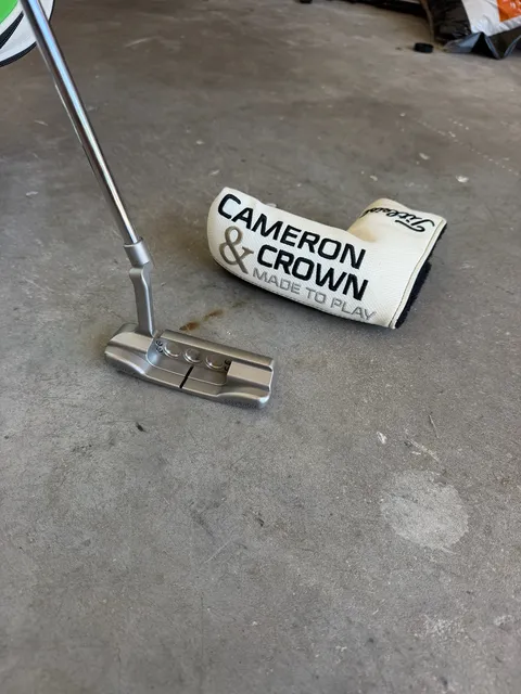 Titleist Scotty Cameron and Crown Newport Putter
