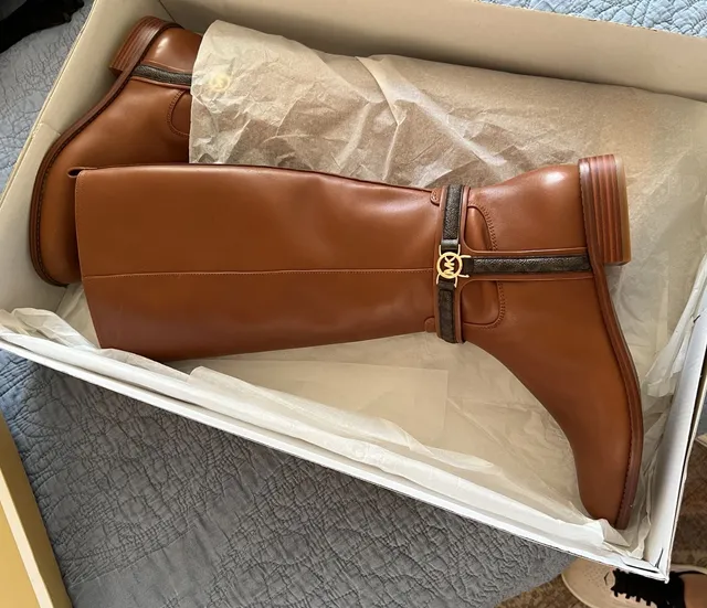 NIB Michael Kors Mindy Flat Boot Size 8.5M Lugg Multi Leather Riding Boots