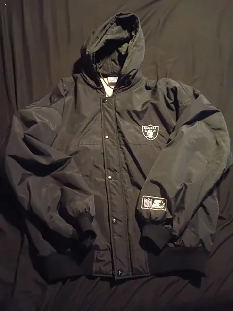 Starter NFL Oakland Raiders Heavyweight Jacket Size L Vintage Black
