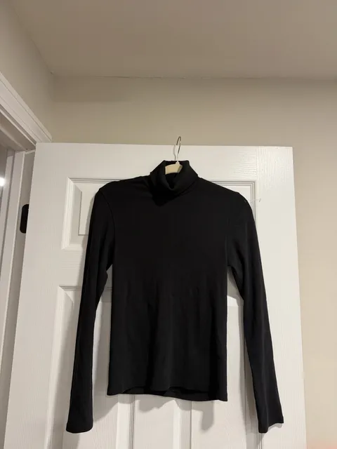 Quince Ribbed Turtleneck Sweater Size M Black Organic Cotton