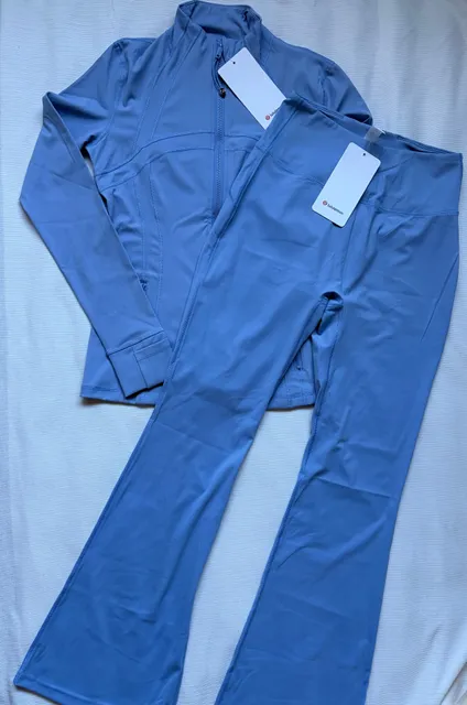 Lululemon Set Define Jacket Luon and Flared Leggings Size 8 Blue