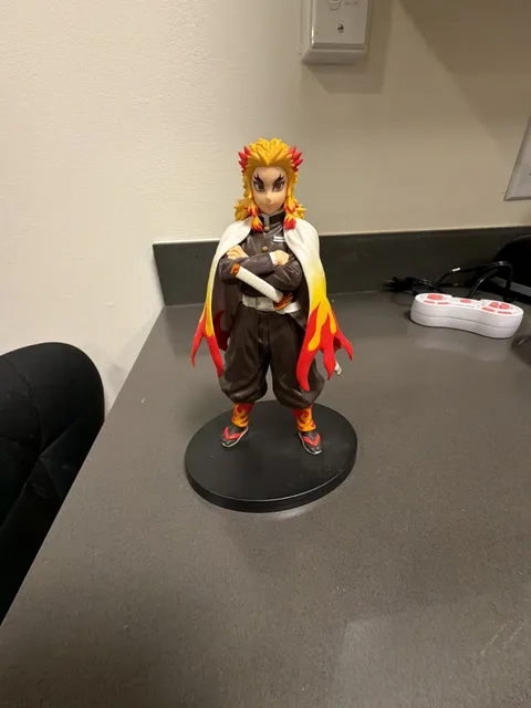 Bandai Spirits Demon Slayer Kyojuro Rengoku Figure