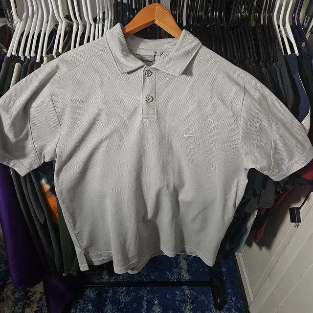 Vintage 2000s Nike Polo Shirt Size M Gray Mesh Golf