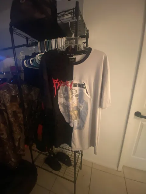 Rise As 1ne Graphic T-Shirt Size XL Black White Split Band Tee