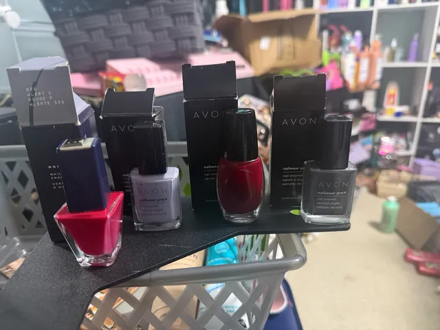 Avon Nailwear Pro+ Nail Enamel Lot of 4